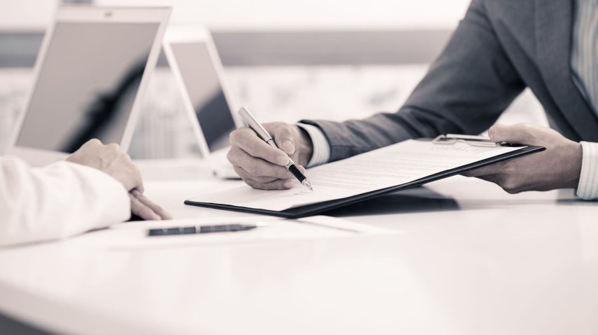 Can settlement agreements settle future claims?