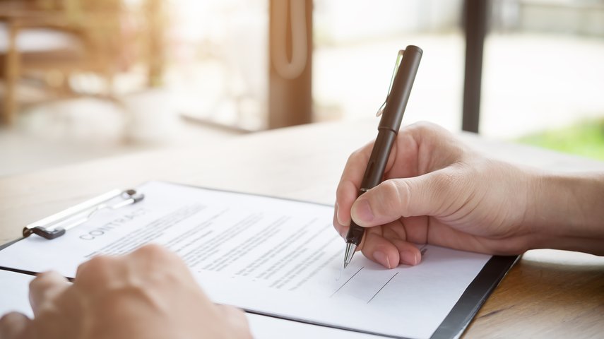Employer liable to pay income protection payments not covered by insurance policy